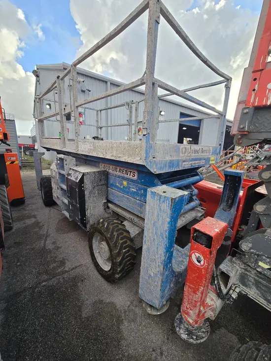 2017 Genie GS-3384 RT Rough Terrain Scissor Lift