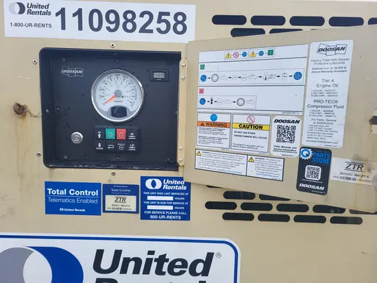 2020 Doosan P425/HP375EXT4I Air Compressor