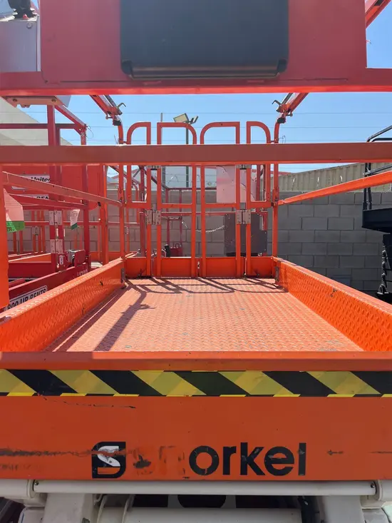 2018 Snorkel S4732E Scissor Lift