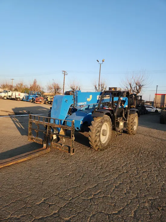 2015 Genie GTH-844 Forklift