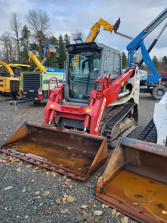 2018 Takeuchi TL12R2-CR Track Loader