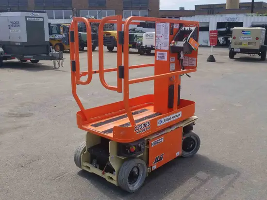 2014 JLG 1230ES Self-Propelled One-Person Lift