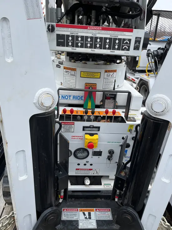 2022 S.D.P. Manufacturing EZ55MLP Digger Derrick