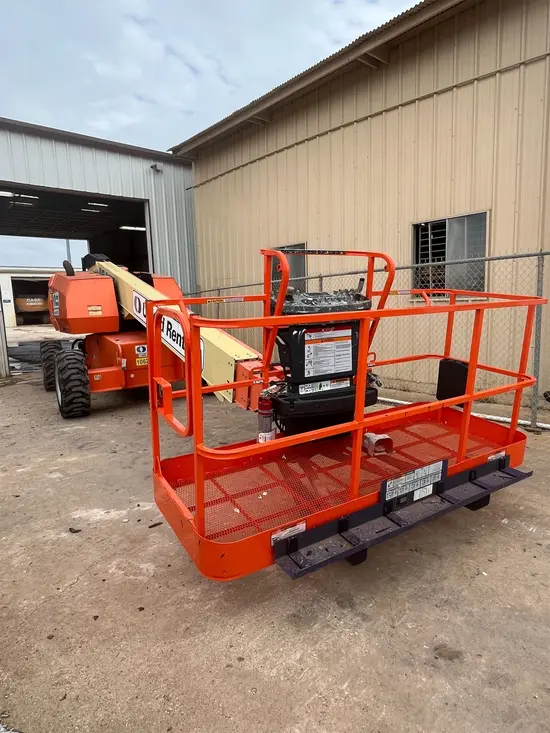 2017 JLG 600S Boom Lift
