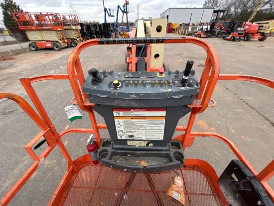 2015 JLG E450AJ Articulating Boom Lift