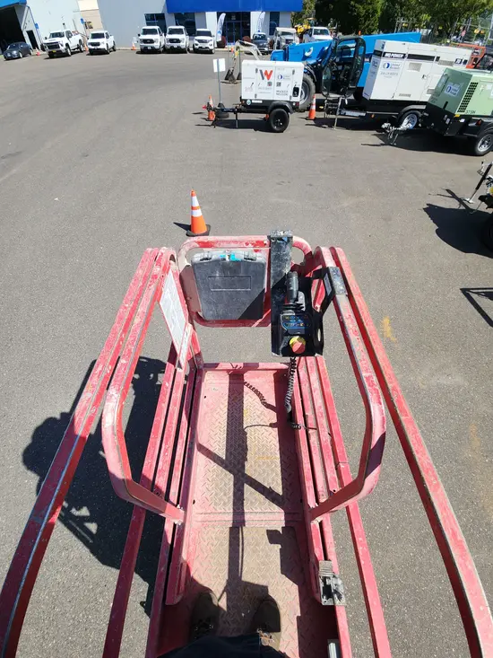 2018 MEC MICRO 19 Scissor Lift