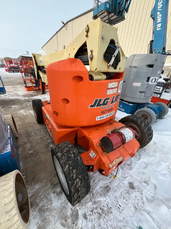 2014 JLG E450AJ Articulating Boom Lift