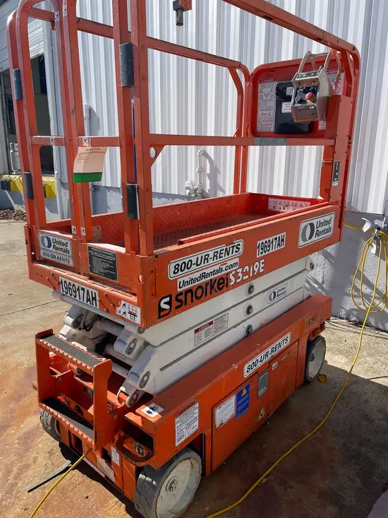 2017 Snorkel S3219E Scissor Lift