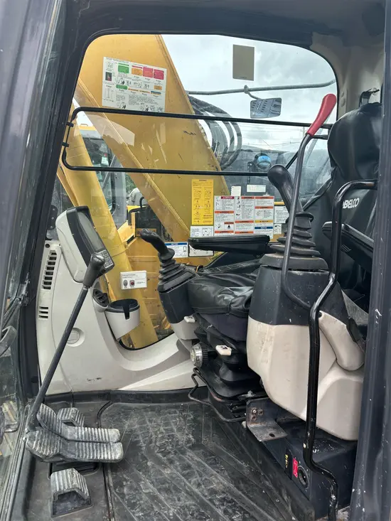 2018 Kobelco SK140SR-5 Excavator
