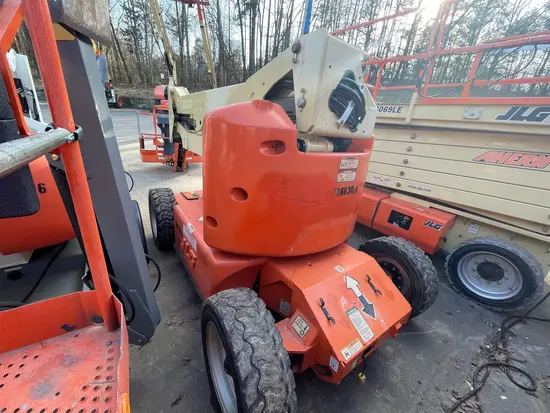 2014 JLG E450AJ Articulating Boom Lift
