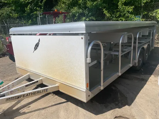 2022 Featherlite 3115-0017 Trailer
