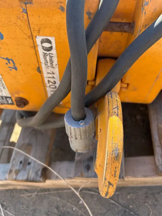 2012 JD NEUHAUS PROFI 3T/6T Hoist