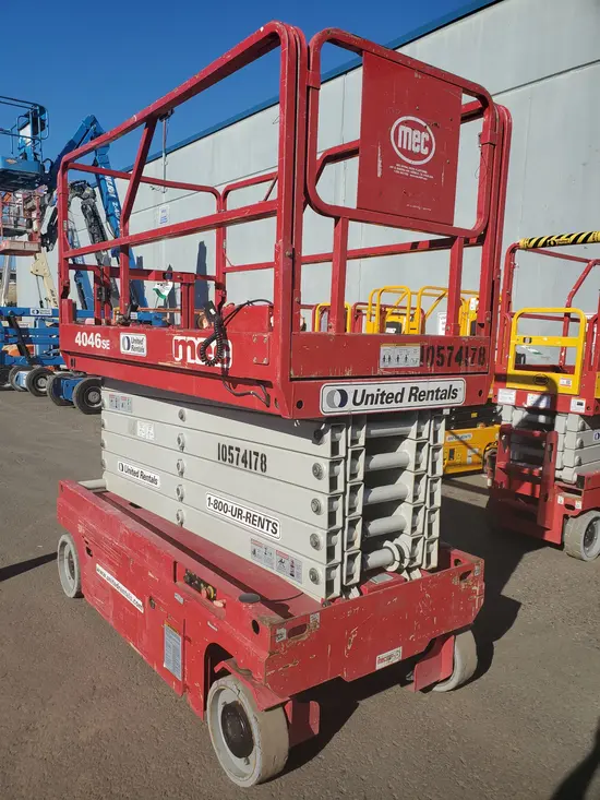 2017 MEC 4046SE Scissor Lift