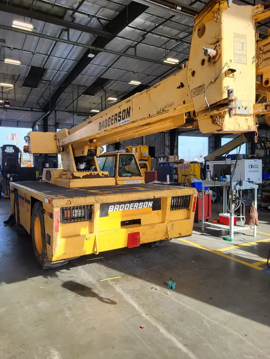 2012 Broderson IC-200-3G