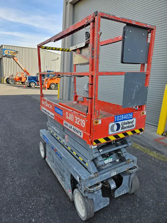 2014 Skyjack SJIII3219 Scissor Lift