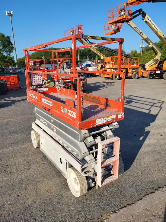 2017 Skyjack SJIII3226 Scissor Lift