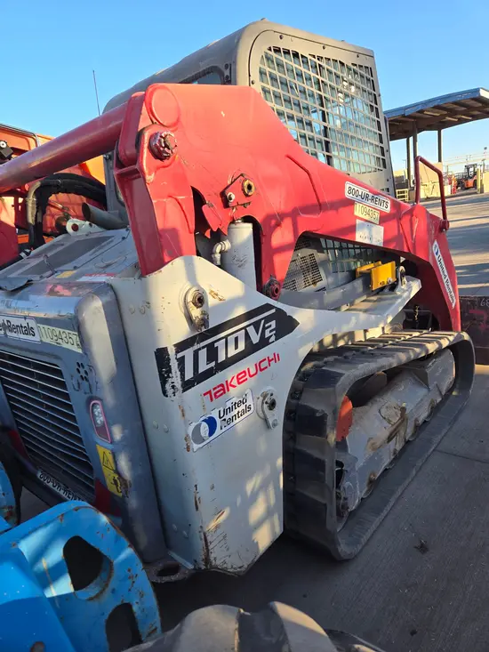 2020 Takeuchi TL10V2-CR Track Loader