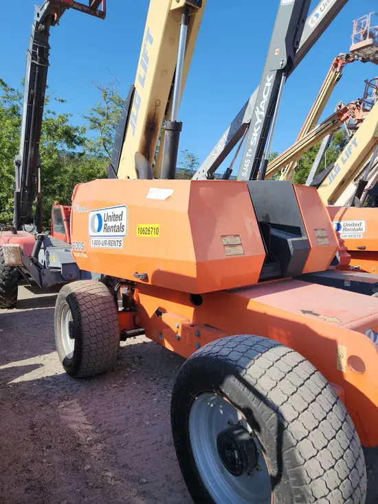 2017 JLG 600S Boom Lift