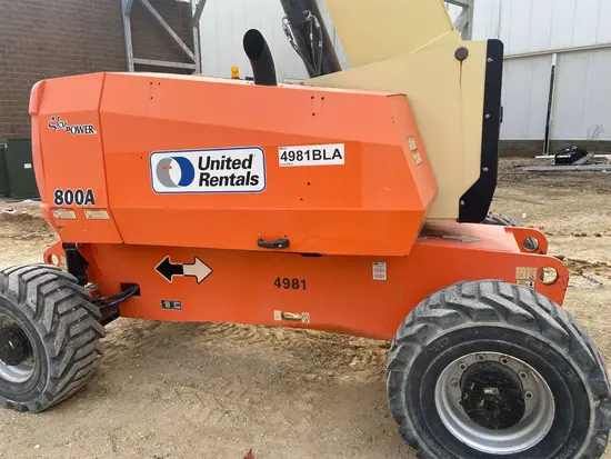 2013 JLG 800AJ Articulating Boom Lift