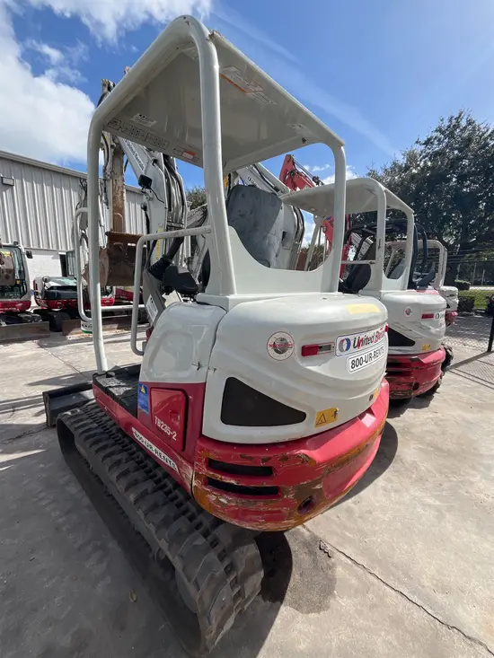 2020 Takeuchi TB235-2R Mini Excavator