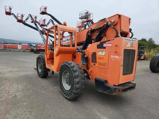2015 SKYTRAK 6042 Forklift