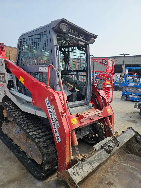 2021 Takeuchi TL8R2-CR Track Loader