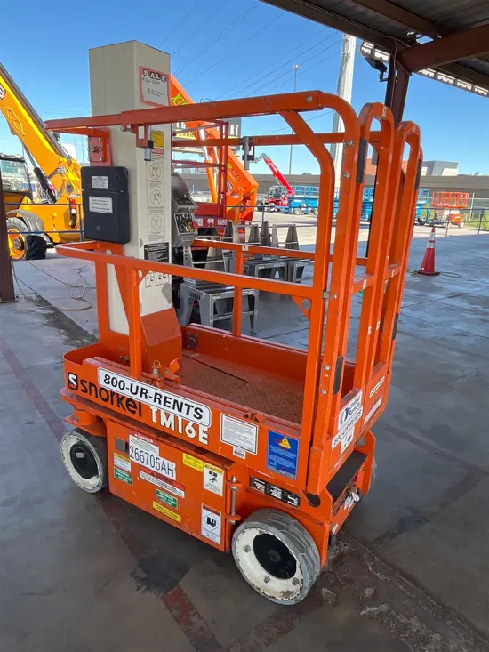 2021 Snorkel TM16E Self-Propelled One-Person Lift