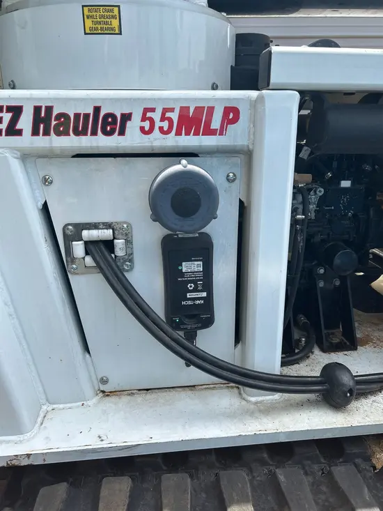 2021 S.D.P. Manufacturing EZ55MLP Digger Derrick
