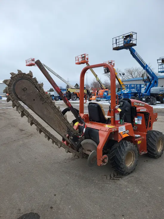 2019 Ditch Witch RT45A Trencher