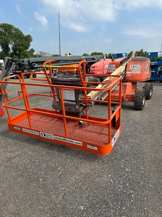2016 JLG 400S Boom Lift