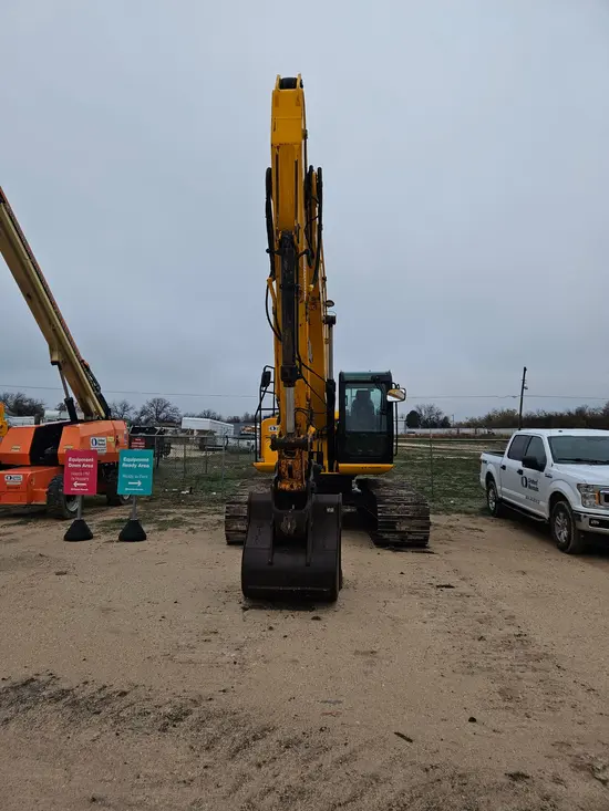 2018 JCB JS220 Excavator