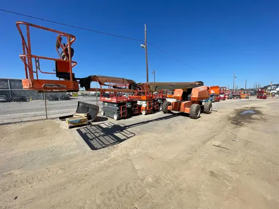 2017 JLG 660SJ Boom Lift