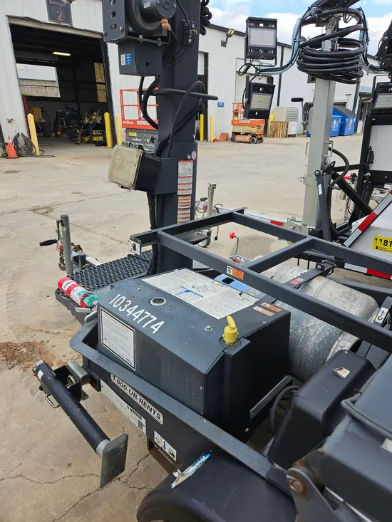 2015 Magnum Pro MLT4000S Portable Light Tower