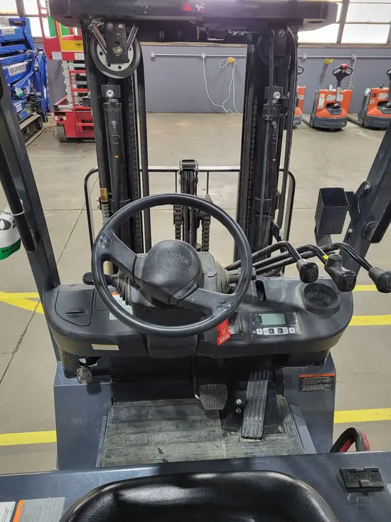 2019 Toyota 8FBCU25 Warehouse Forklift