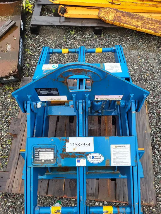 2023 Kenco KL12000