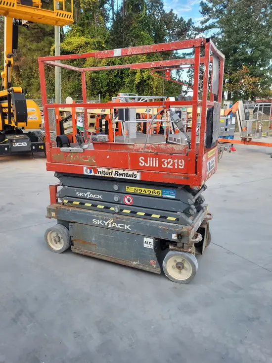 2016 Skyjack SJIII3219 Scissor Lift