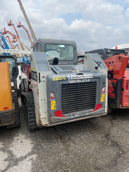 2018 Takeuchi TL12R2-CR Track Loader
