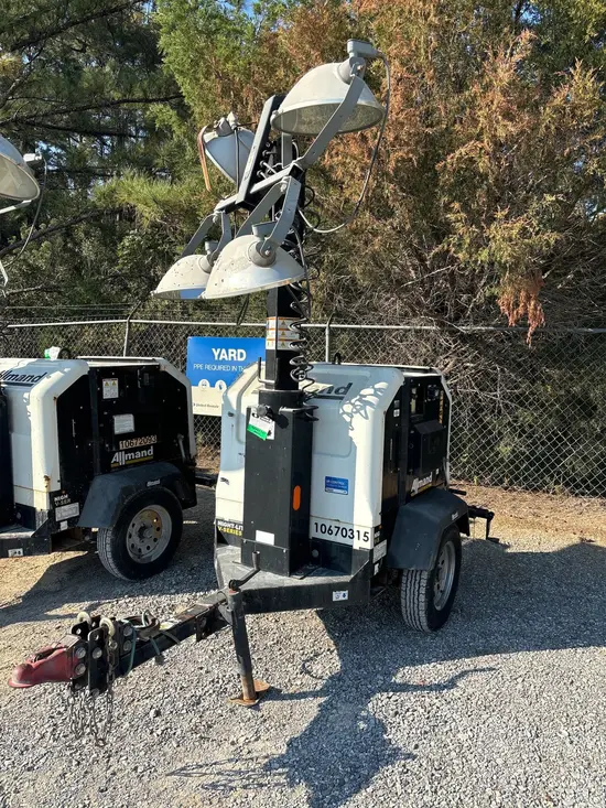 2017 Allmand NIGHT-LITE PRO Portable Light Tower