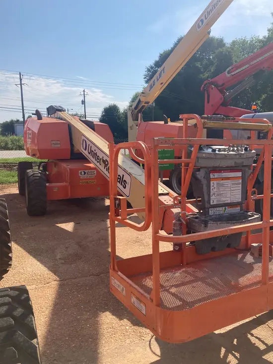 2017 JLG 600S Boom Lift