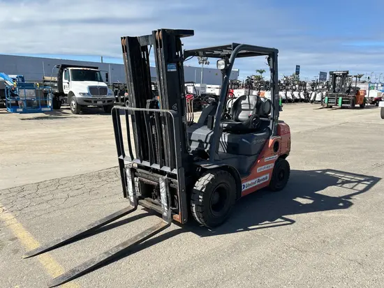 2019 Toyota 8FGU25 Warehouse Forklift