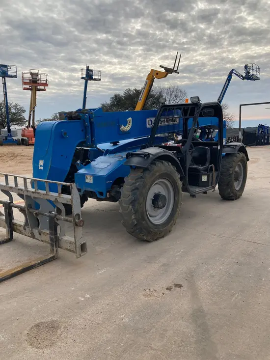 2015 Genie GTH-844 Forklift