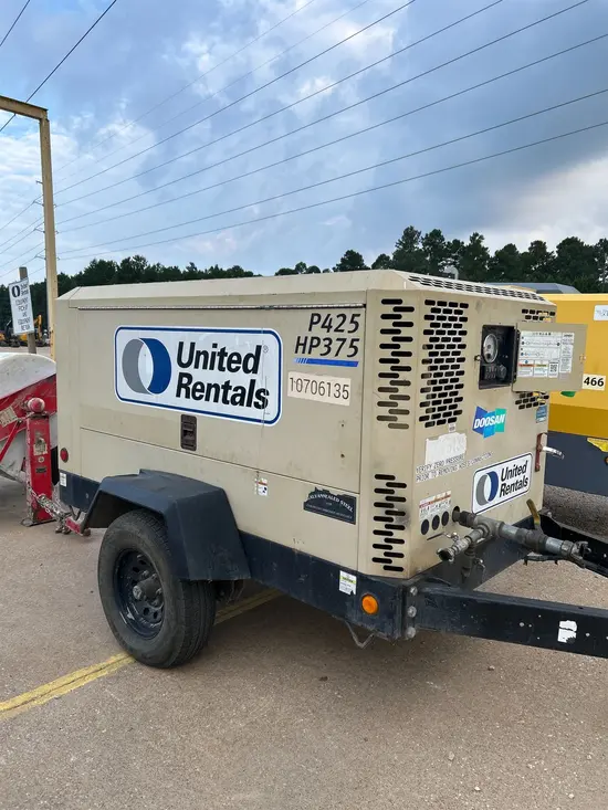 2018 Doosan P425/HP375WCUT4 Air Compressor