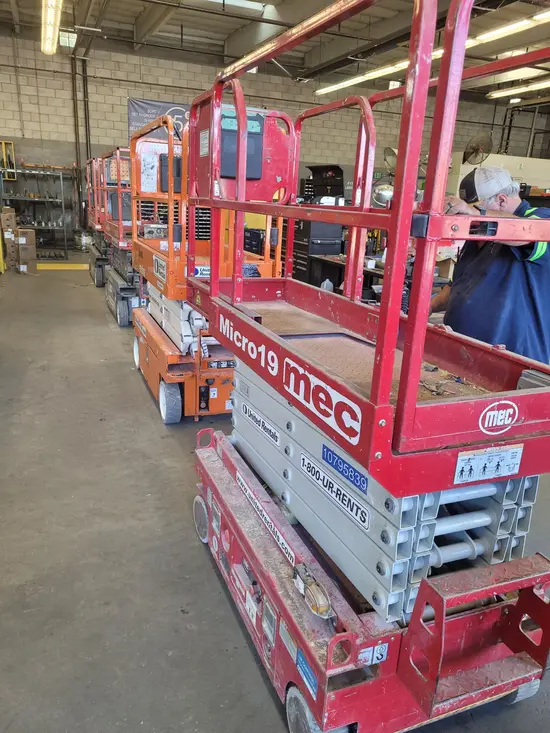 2018 MEC MICRO 19 Scissor Lift
