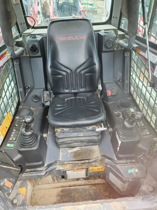 2020 Takeuchi TL12R2-CR Track Loader