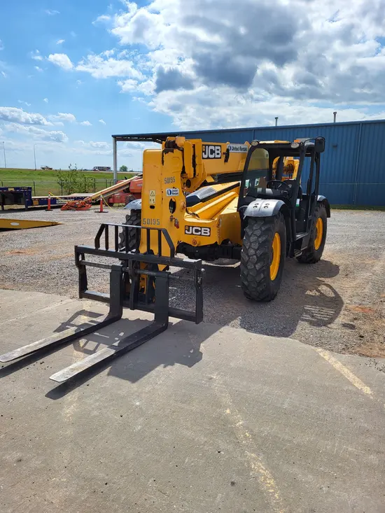 2017 JCB 509-42 Forklift