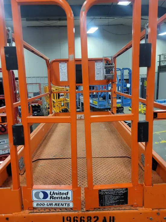2017 Snorkel S4732E Scissor Lift