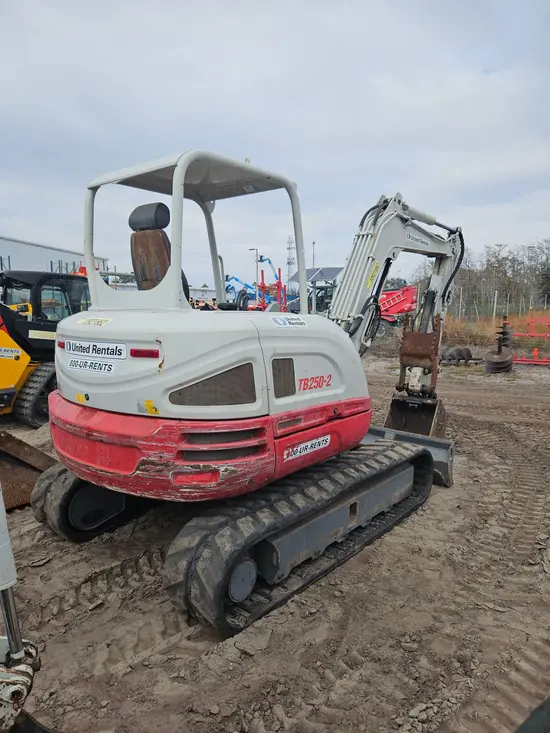 2019 Takeuchi TB250-2 Mini Excavator
