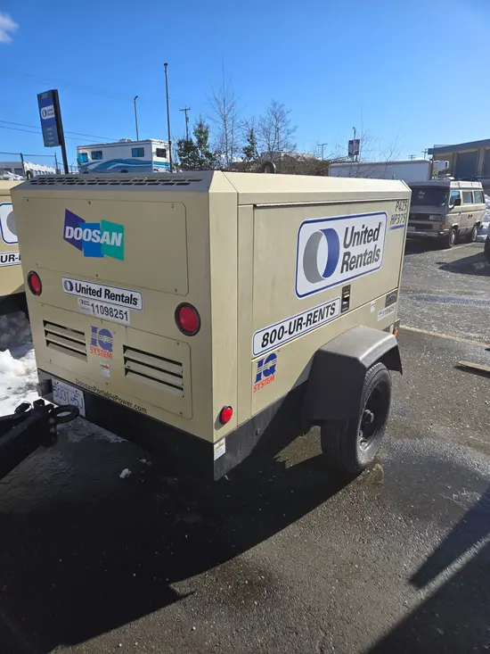 2020 Doosan P425/HP375EXT4I Air Compressor