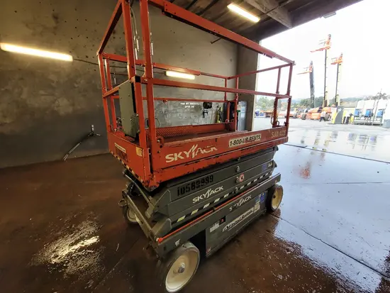 2017 Skyjack SJIII4626 Scissor Lift