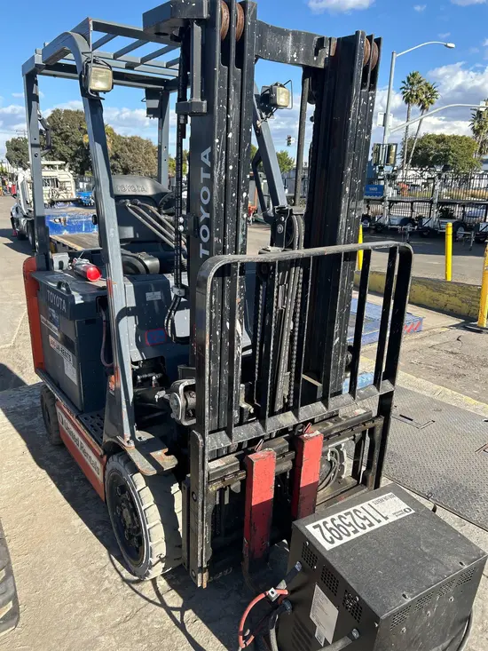 2019 Toyota 8FBCU25 Warehouse Forklift